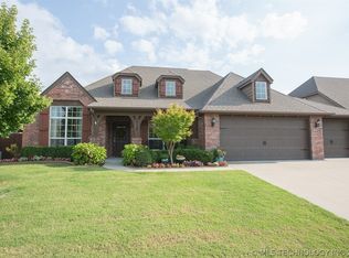 1916 E 133rd Ct, Bixby, OK 74008