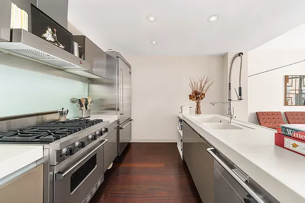 Rented by Compass | media 11