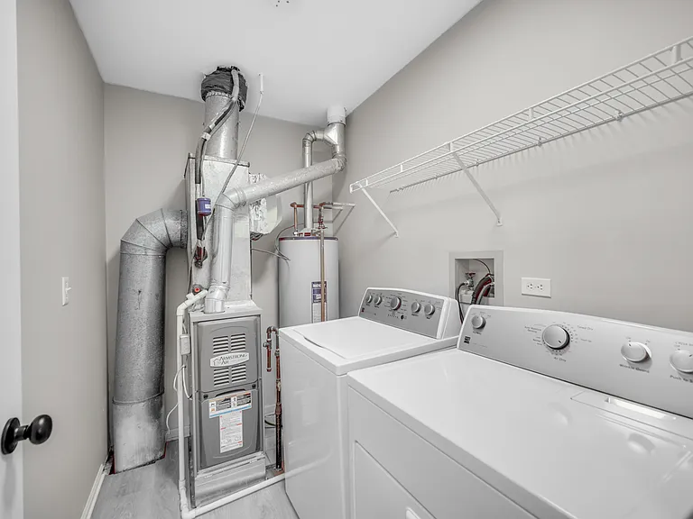 2nd floor laundry