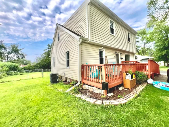 314 SW Circle Dr, Joliet, IL 60433