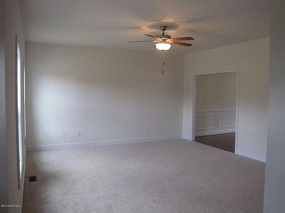 2nd image of 1500 Kensington Way