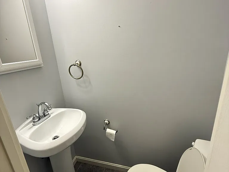 704 Allenview Dr — Photo 5
