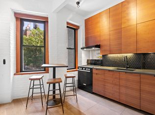 342 W 56th St APT 2D, New York, NY 10019