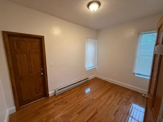 1 Kenilworth St #6 — Photo 2