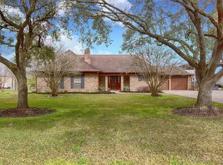 13418 Mount Vernon St, Santa Fe, TX 77510