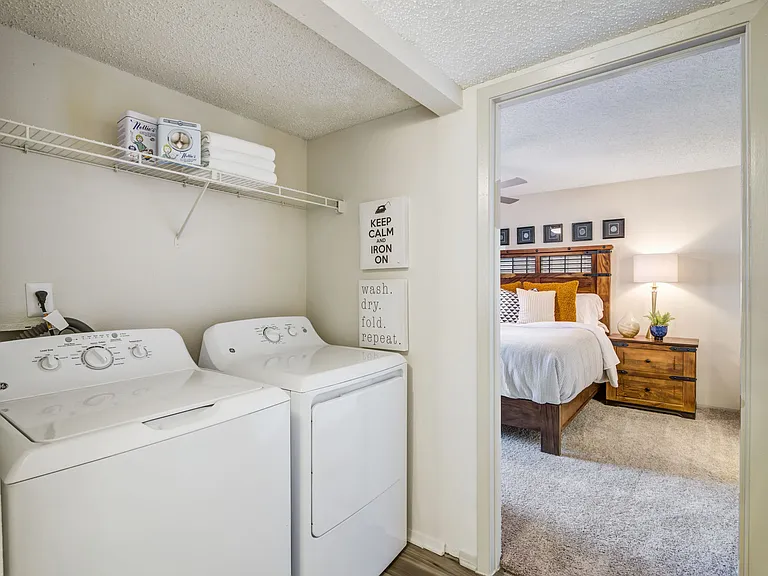Belmont Estates — Photo 9