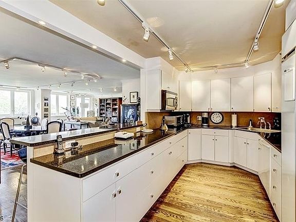 4th image of 10 Smith Manor Blvd APT 604