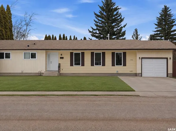102 Dore CRESCENT, Saskatoon, SK S7K 4X7