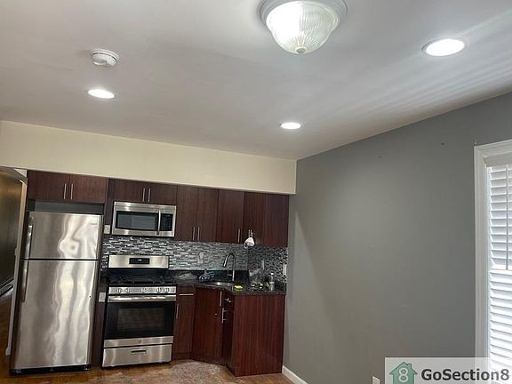2nd image of 9029 138th Pl Floor 1