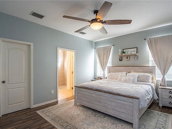 4th image of 3838 Langdrum Dr