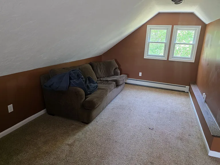 35 Nonantum Rd — Photo 54