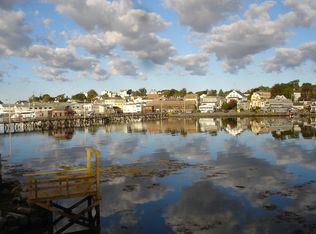 15 Atlantic Ave #B, Boothbay Harbor, ME 04538