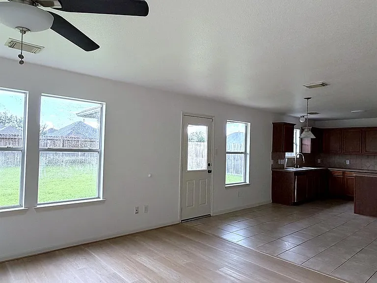 2007 Orchard Frost Dr — Photo 3