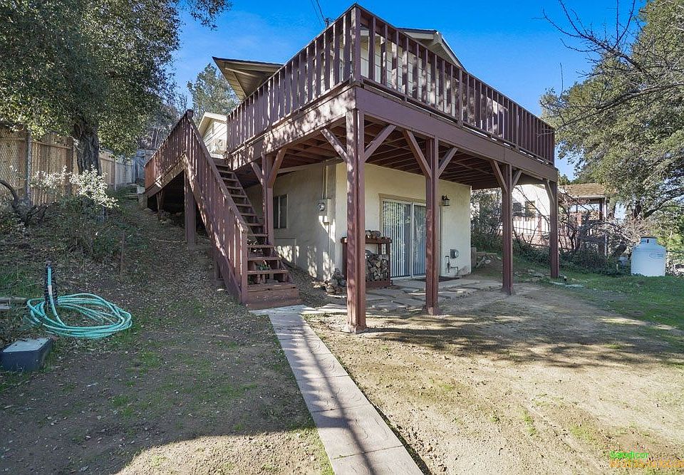 1st image of 9432 Oak Grove Dr