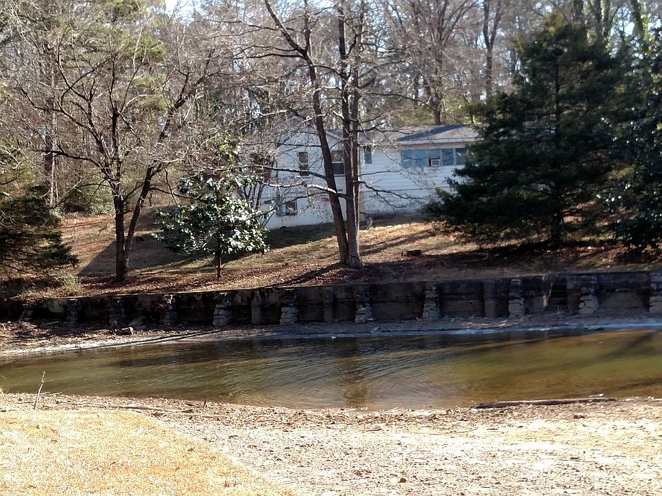 1st image of 1251 Lakeshore Dr