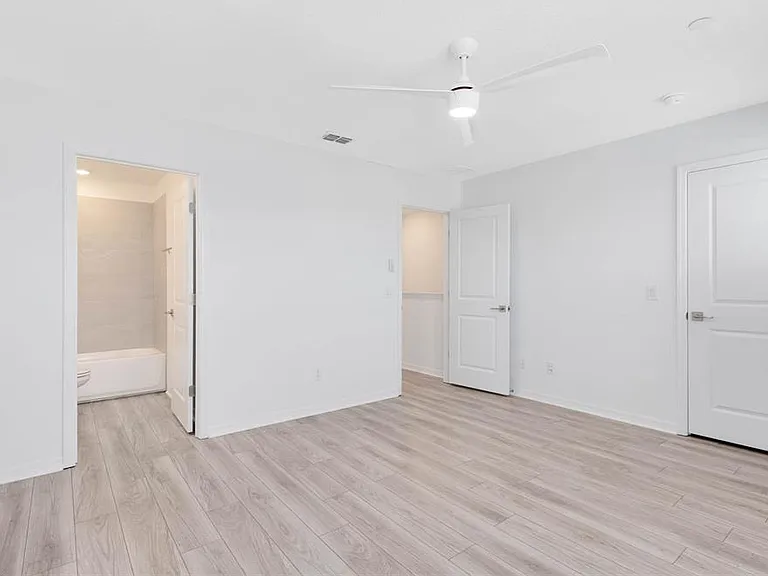 8472 Sperry St — Photo 18