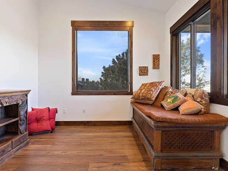 688 N Explorer Peak Dr — Photo 39