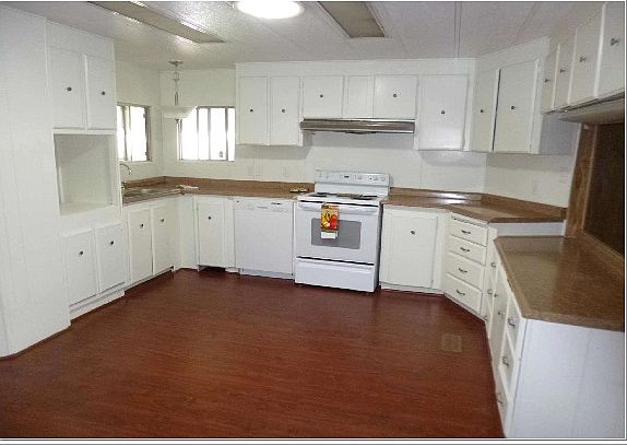 Newly Remodeled Kitchen