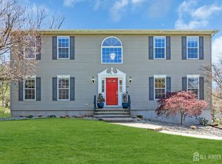 108 Miller Ln, Bridgewater, NJ 08807