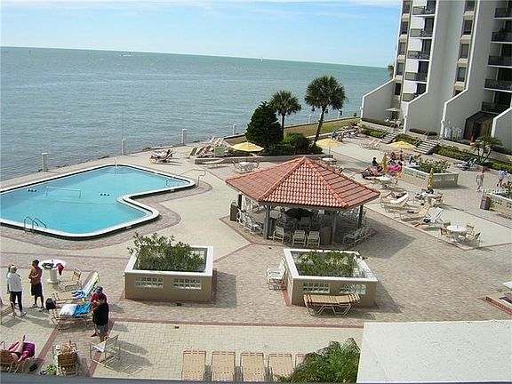 3rd image of 450 S Gulfview Blvd APT 404