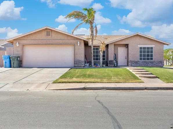 845 W 12th Pl, Somerton, AZ 85350