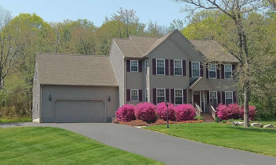 1st image of 30 Evergreen Ct