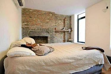 Rented by Safdie Realty Group