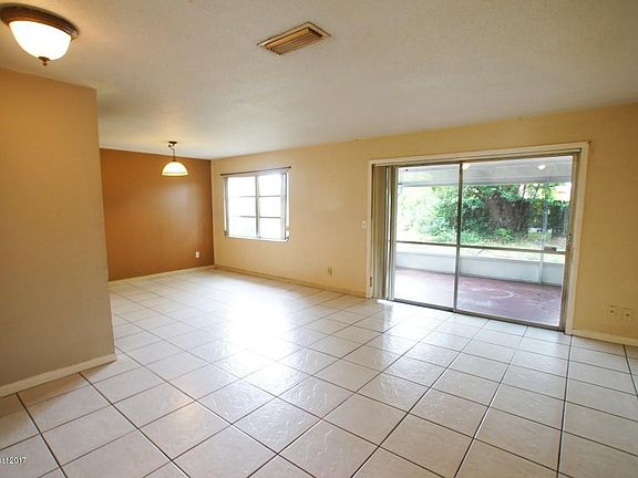 2nd image of 1100 Coronado Dr