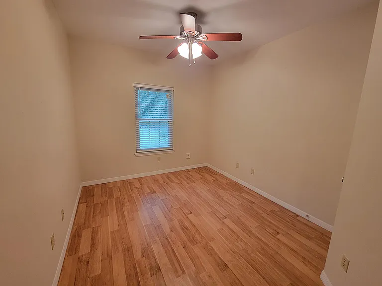 2225 Prytania Cir — Photo 16