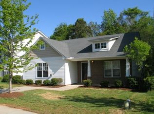 405 Peachtree Rd, Charlotte, NC 28216