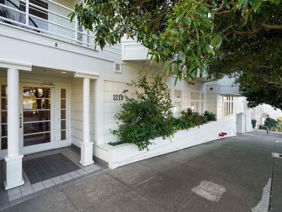 1215 Greenwich St APT 1C, San Francisco, CA, 94109