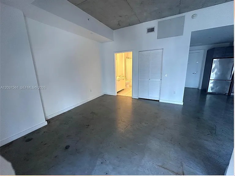 151 SE 1st St #2405 — Photo 7