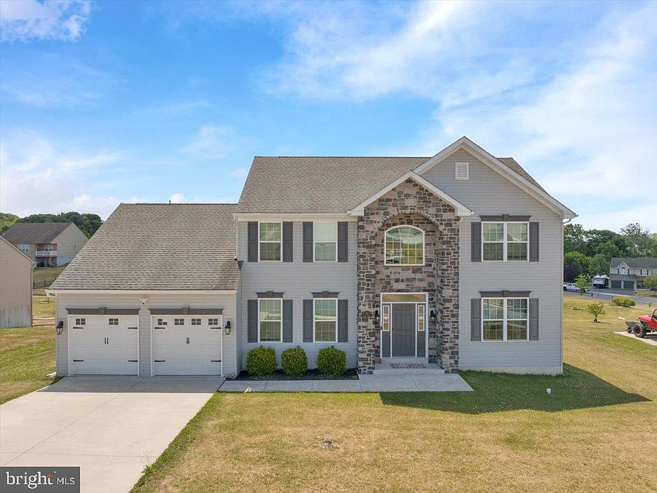 1st image of 22 Rome Dr