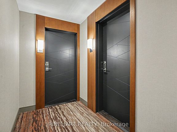 3rd image of 1575 Lakeshore Rd W #352