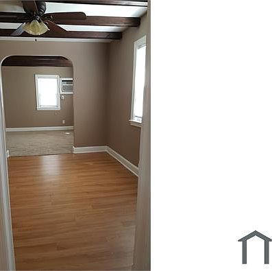 3rd image of 21 New Jersey Ave NW #1