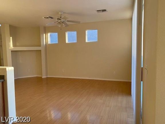 3rd image of 591 Marlberry Pl