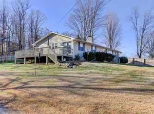 10220 Westland Dr, Knoxville, TN 37922