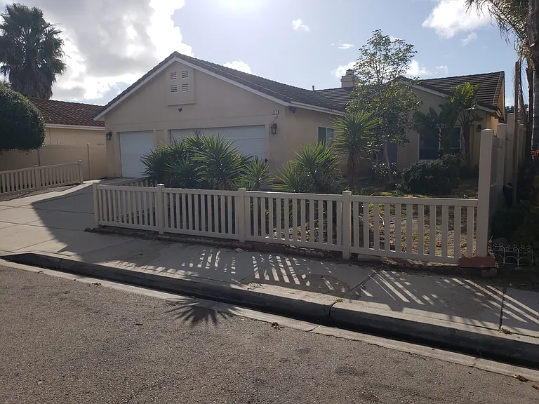 Los Arbolitos Blvd — Photo 2