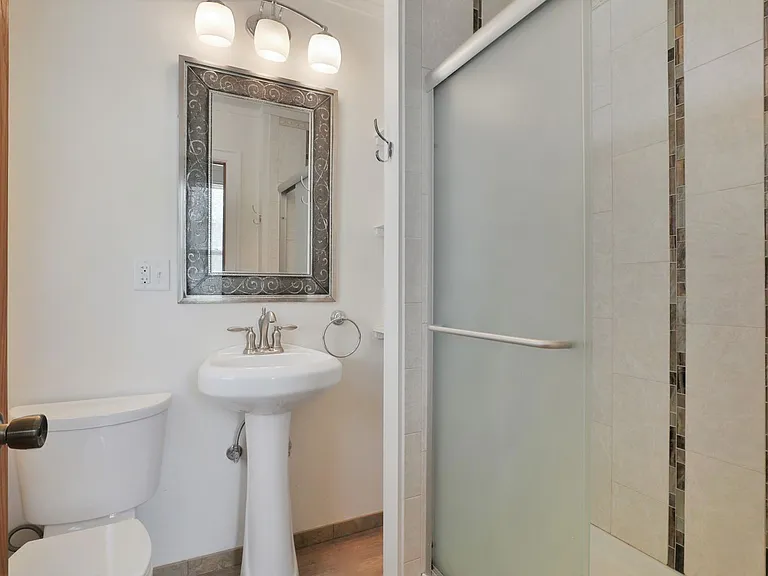 43 E Blake Ave — Photo 6