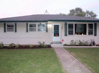 1709 Gilead Ave, Zion, IL 60099