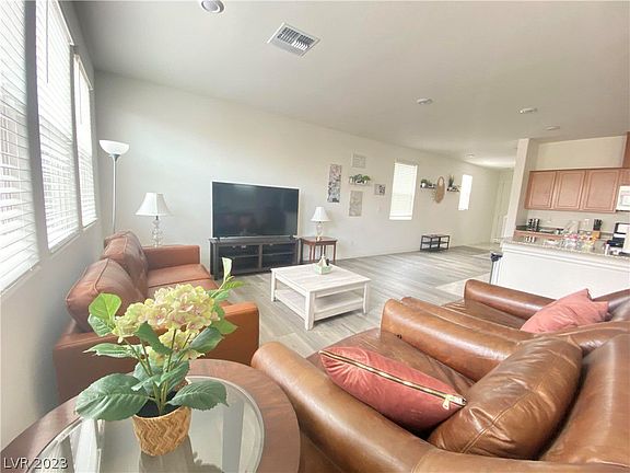 3rd image of 8753 Whistling Sands Ave