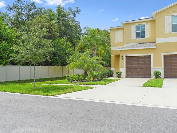 3rd image of 2104 Golden Falcon Dr