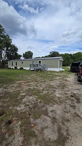 7136 Lee Ave Photo 1