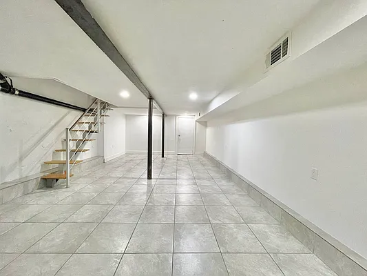 Rented by Doorway NYC, LLC | media 16