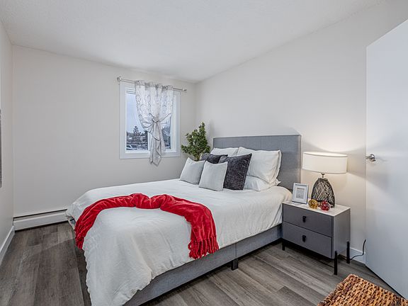 2nd image of 4440 106th St NW #1-Bedroom