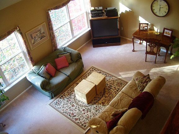 2 Story Family Room with back staircase