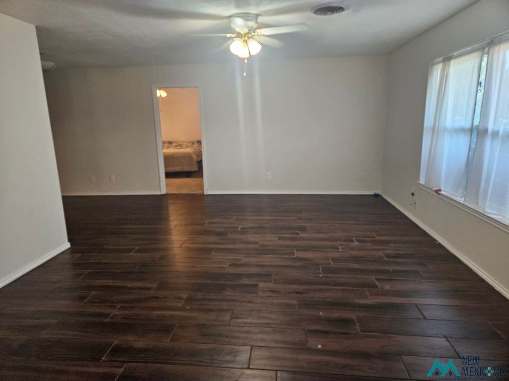 Apartment in Roswell - View 2