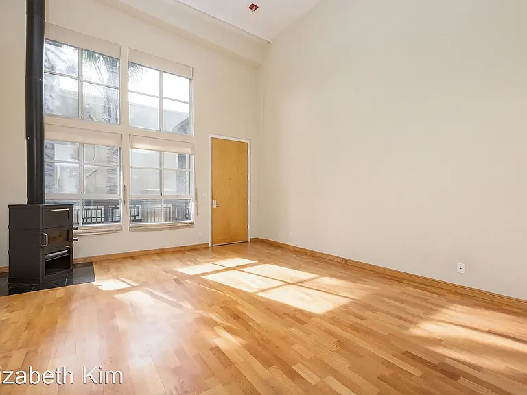 701 Minnesota St #202 — Photo 2