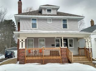 1516 W Hughitt St, Iron Mountain, MI 49801
