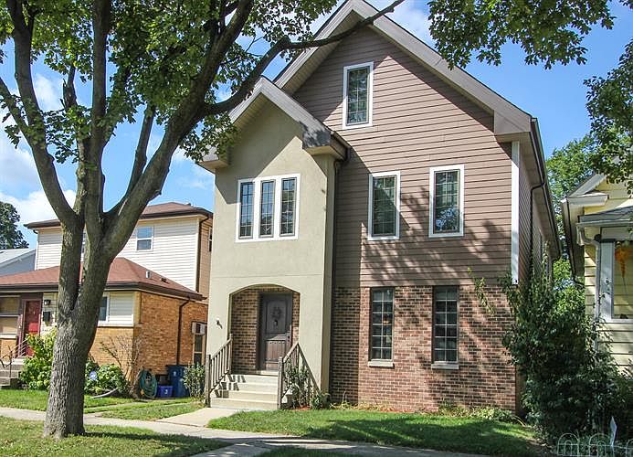 1st image of 901 Dunlop Ave